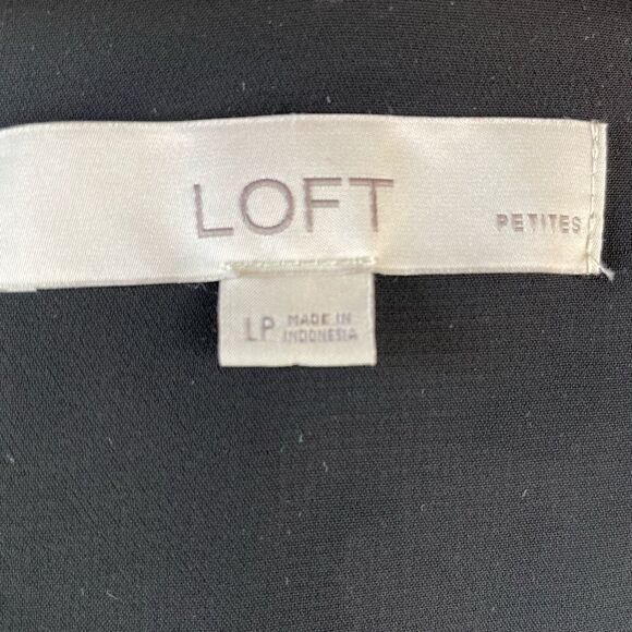 Loft Long Sleeve Blouse Top Size Petite L EUC - Picture 7 of 8